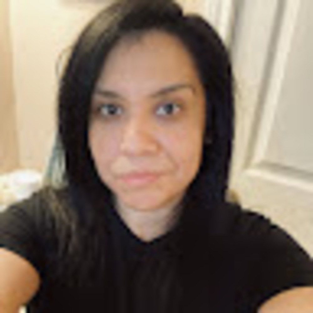 Meet your Posher, Antonia